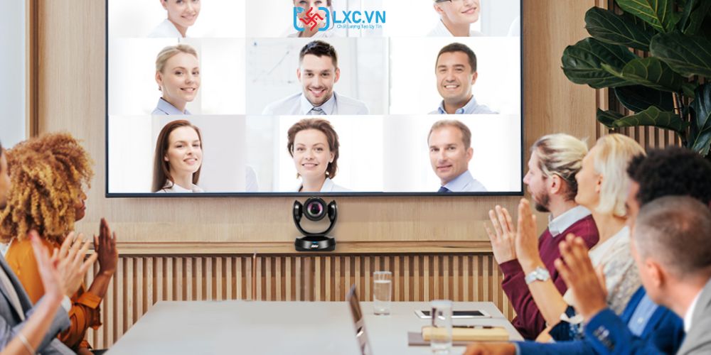 Camera hội nghị truyền hình AVER CAM520 (1).jpg (78 KB)